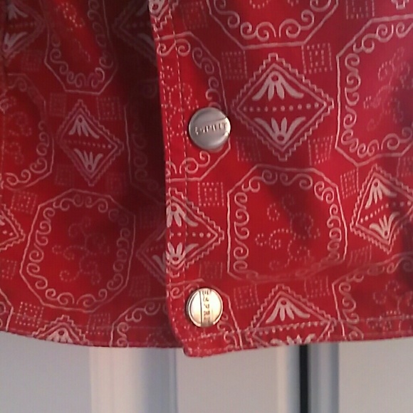 Top - Picture 3 of 4